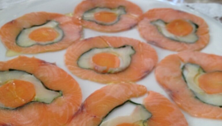 Carpaccio de Salmón, lubina y zanahorias