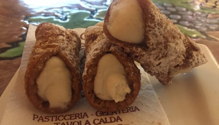 Cómo hacer cannoli sicilianos
