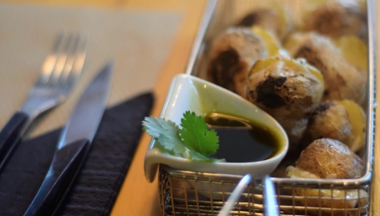 Papas arruga con mojo rojo picón, receta canaria de Sagasta 28 Bistró & Gourmet